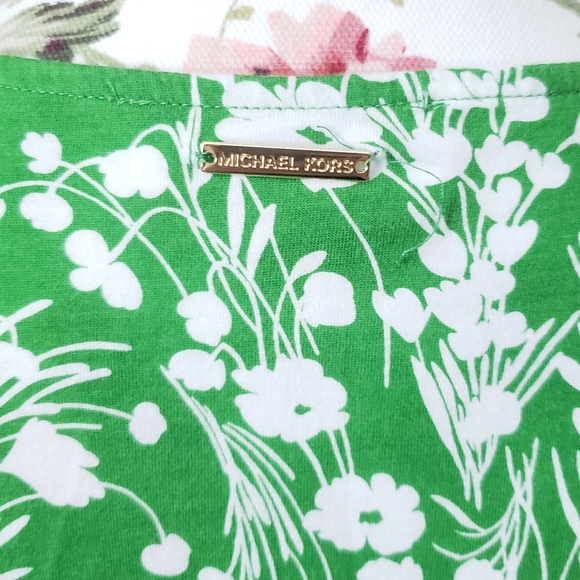 Michael Kors Floral Top - Picture 3 of 6